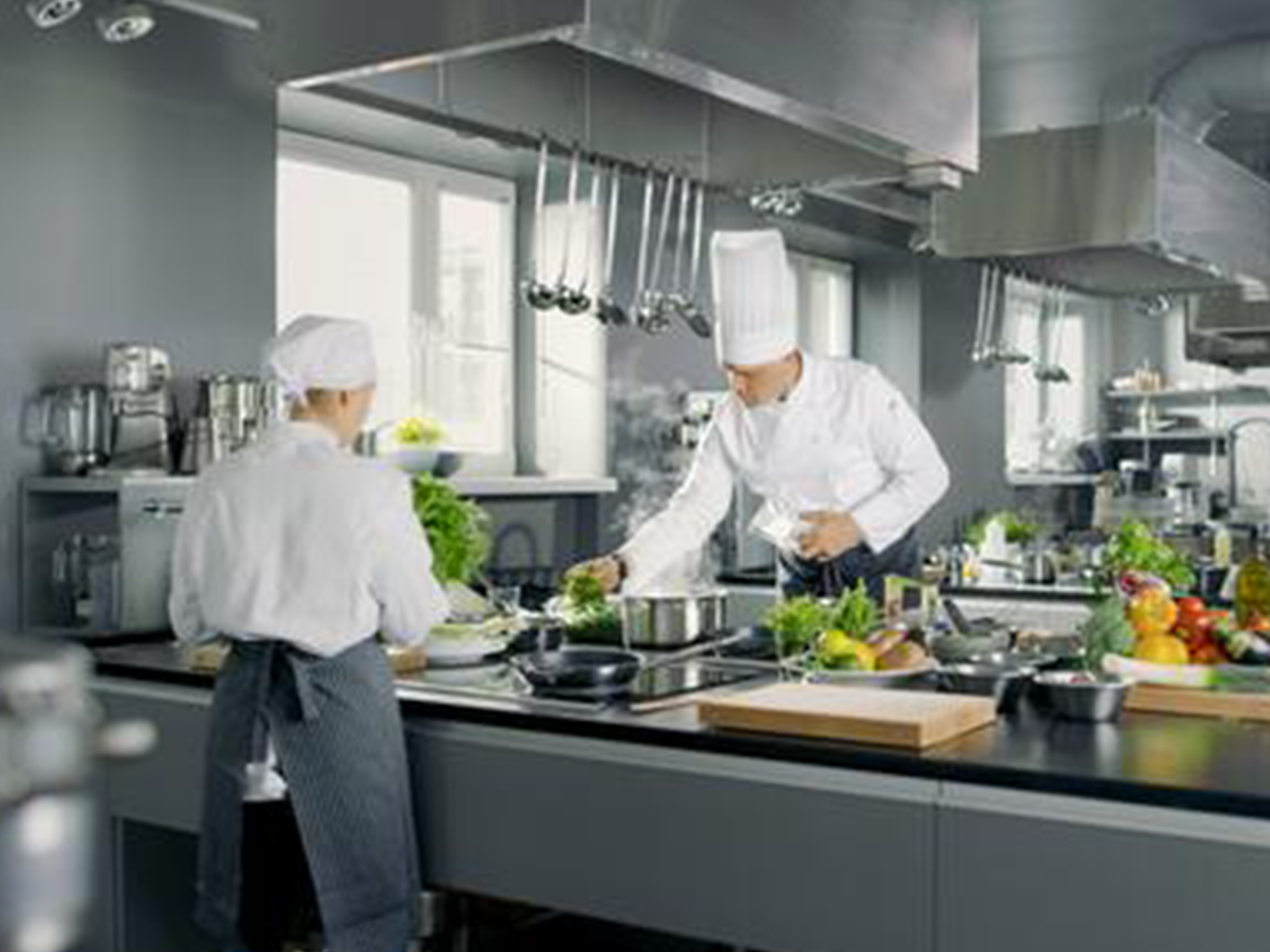 El Ozono como aliado desinfectante en cocinas de hoteles